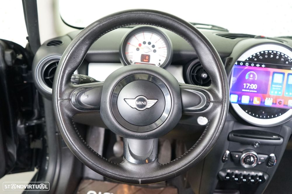MINI 3 Portas One D - 12