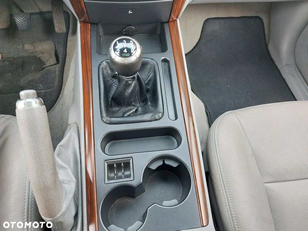 Kia Sorento 2.5 CRDi Expedition - 23