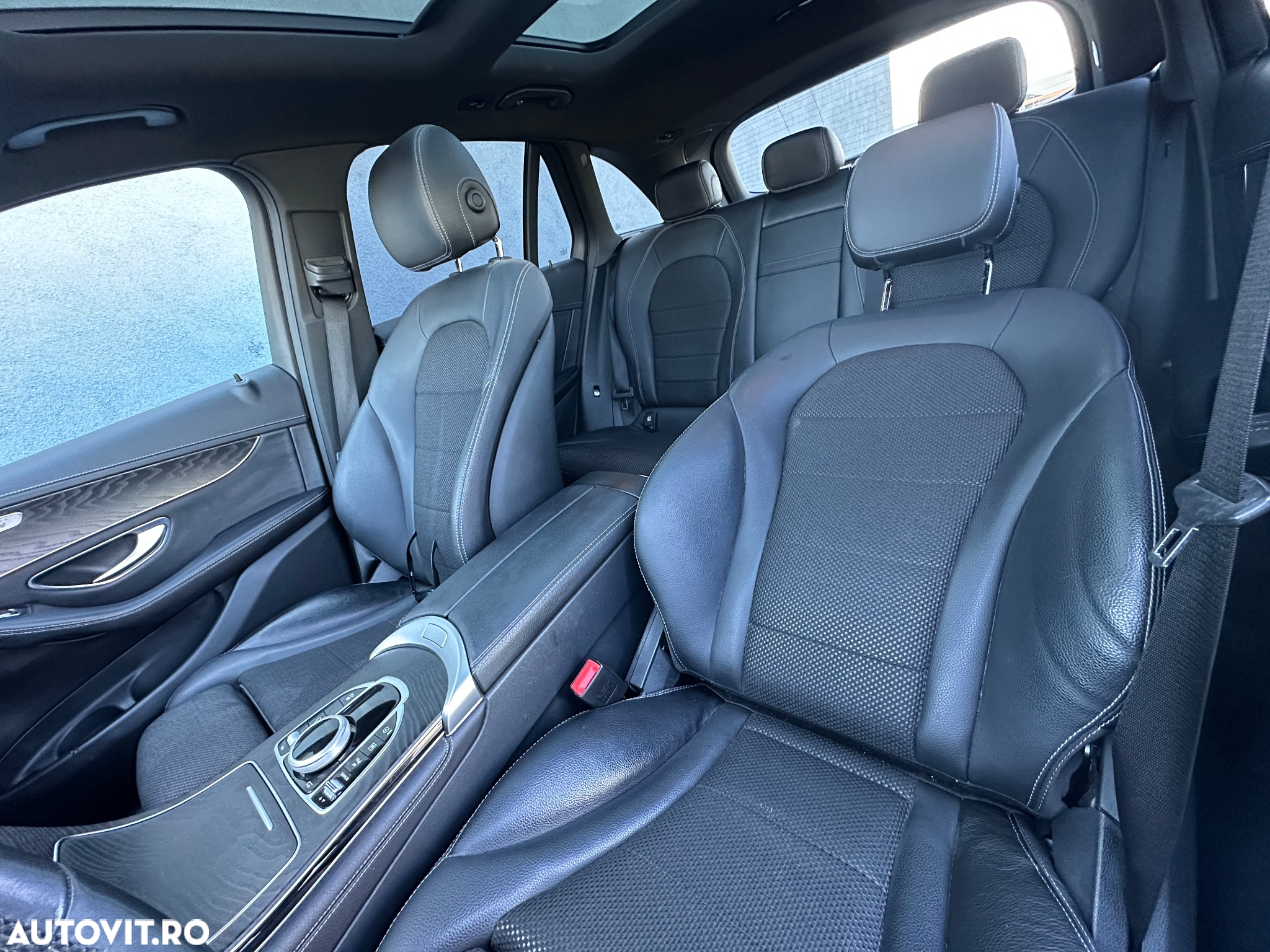 Mercedes-Benz GLC 220 d 4Matic 9G-TRONIC AMG Line - 9