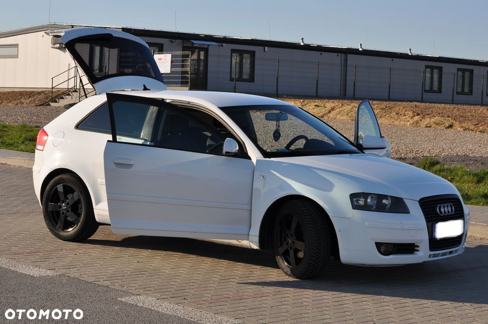 Audi A3 3-drzwiowe 1.9 TDI DPF Ambiente - 8