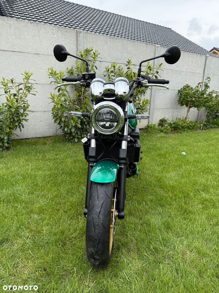 Kawasaki Z 650 RS - 12
