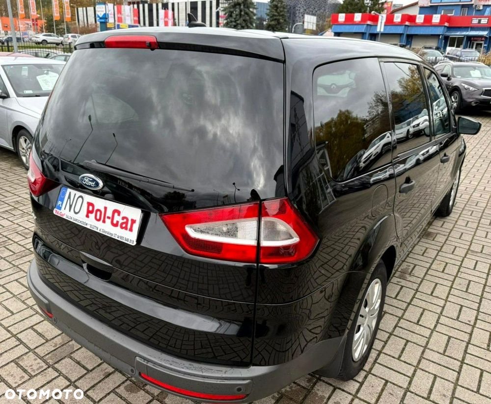 Ford Galaxy - 8