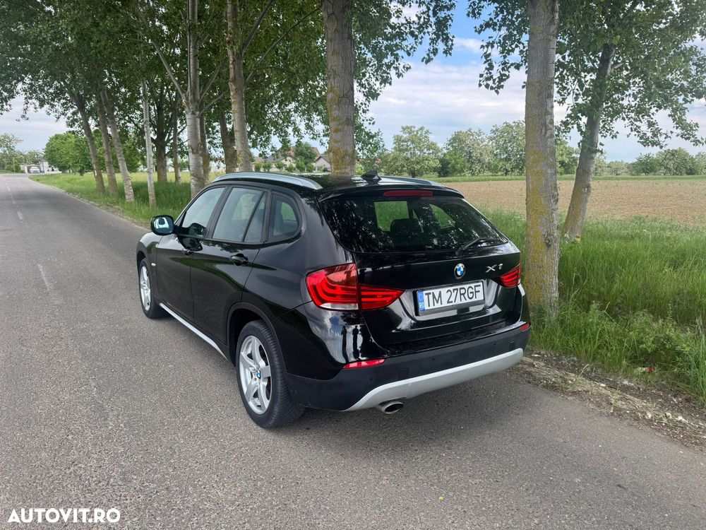 BMW X1 xDrive20d - 9