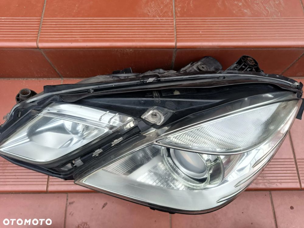 MERCEDES W212 E-KLASA LAMPA PRZÓD PRZEDNIA XENON SKRĘTNY ILS EU - 9