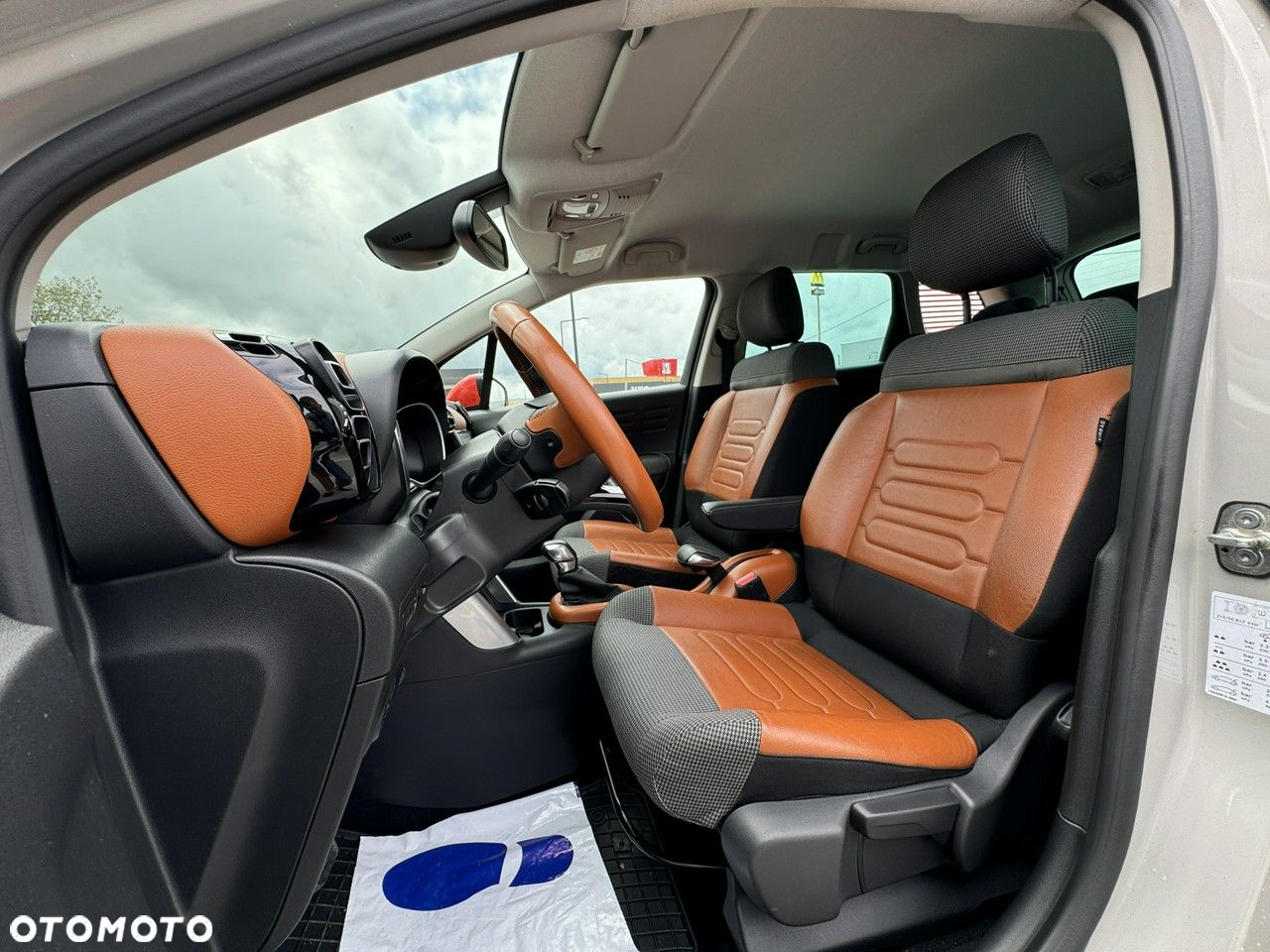 Citroën C3 Aircross PureTech 110 Stop & Start EAT6 Shine - 19