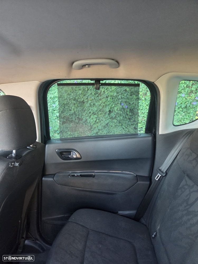 Peugeot 3008 e-HDi FAP 115 EGS6 Stop&Start Active - 8