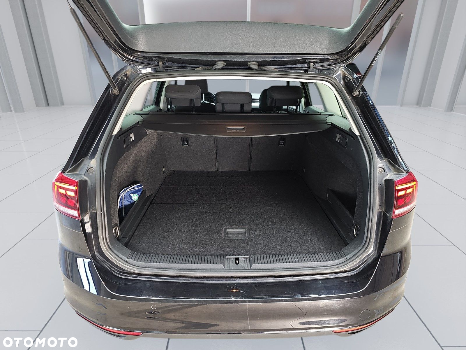 Volkswagen Passat 2.0 TDI EVO Essence DSG - 17