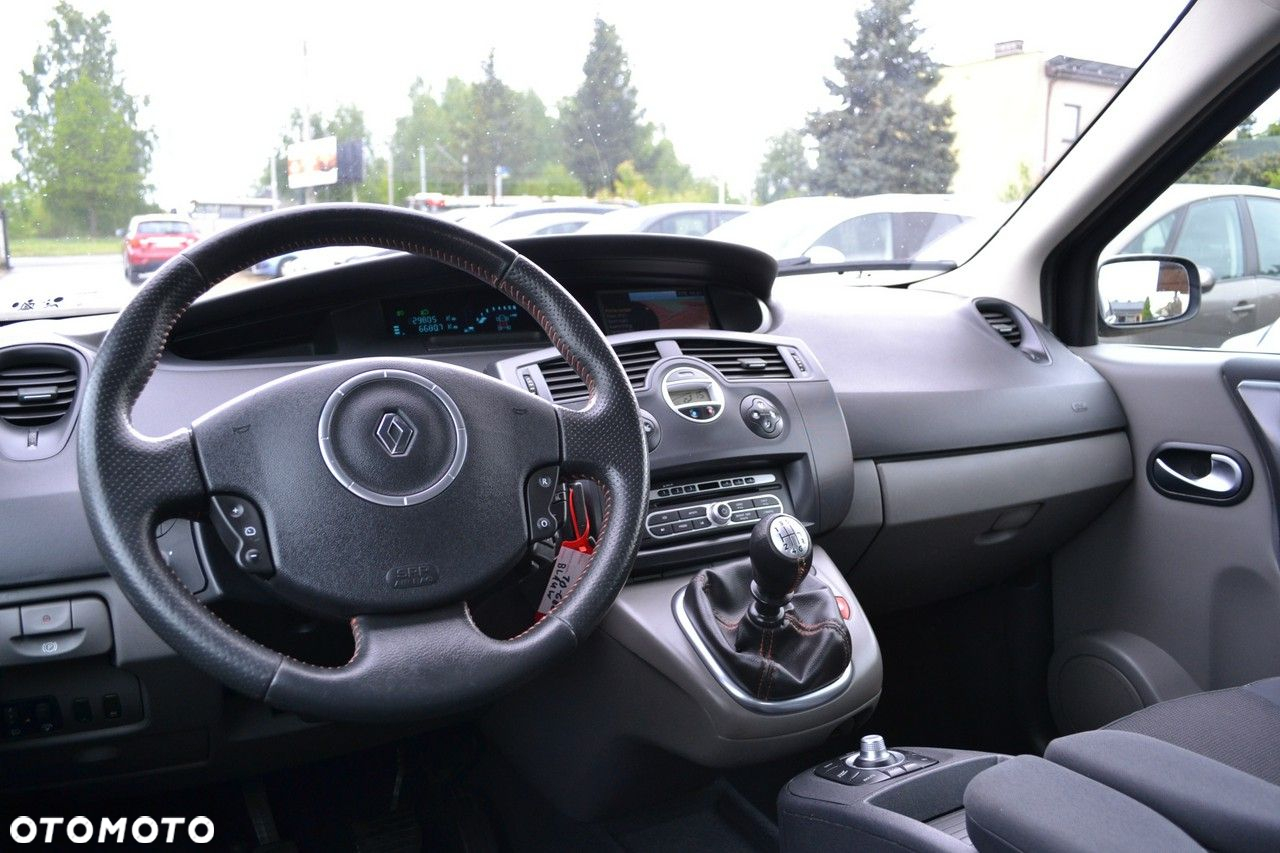 Renault Scenic Conquest - 8