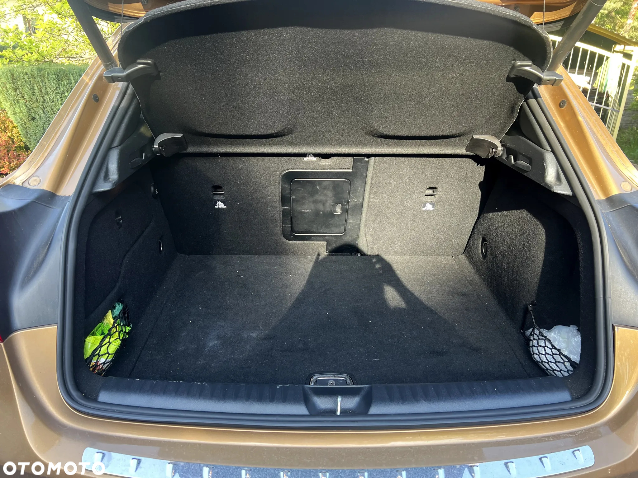 Mercedes-Benz GLA 250 4Matic 7G-DCT UrbanStyle Edition - 26