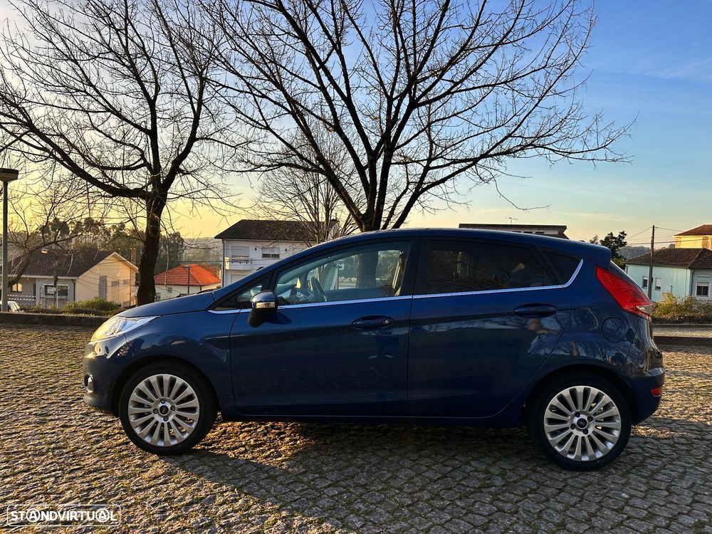 Ford Fiesta - 4