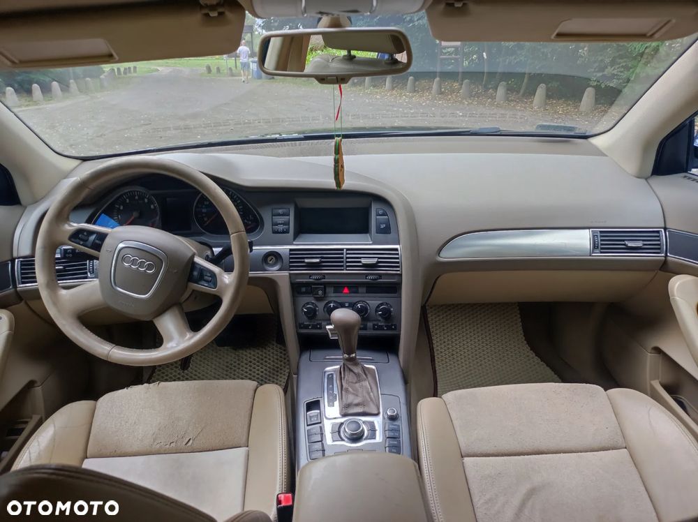 Audi A6 Avant - 11
