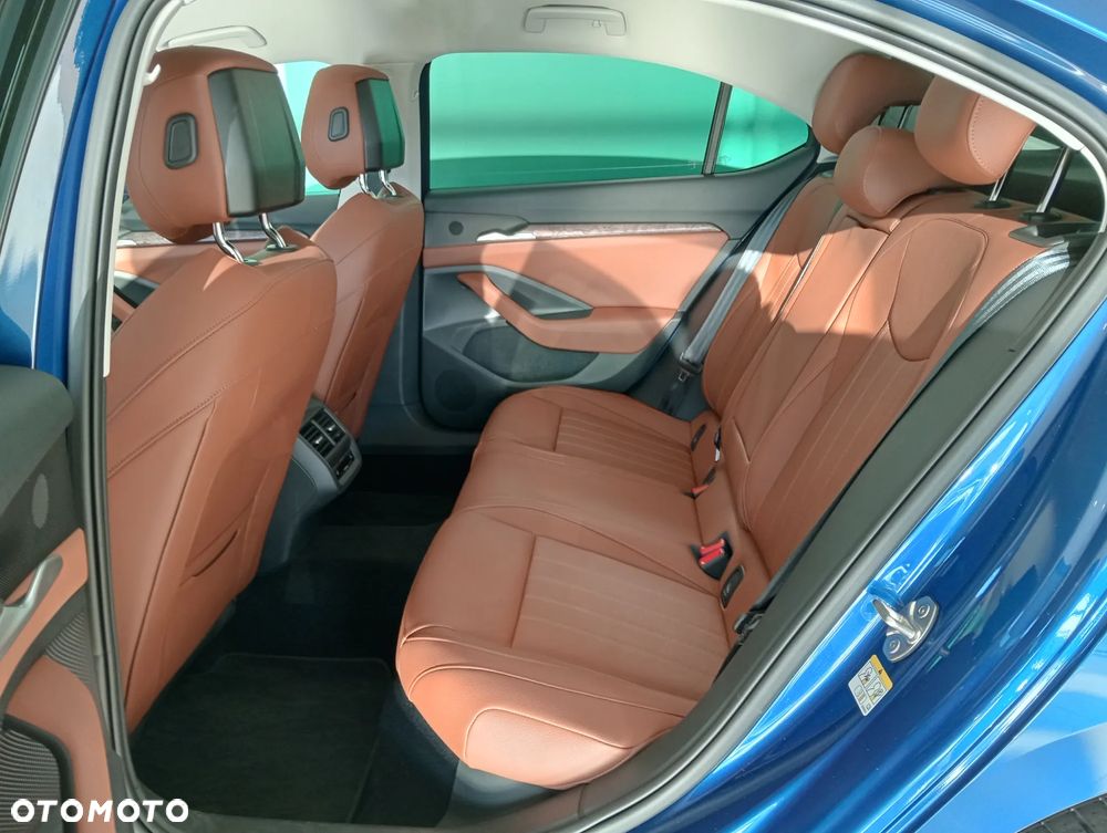 Skoda Superb 2.0 TDI SCR 4x4 L&K DSG - 5