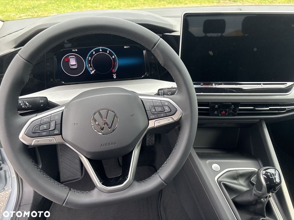 Volkswagen Golf - 14