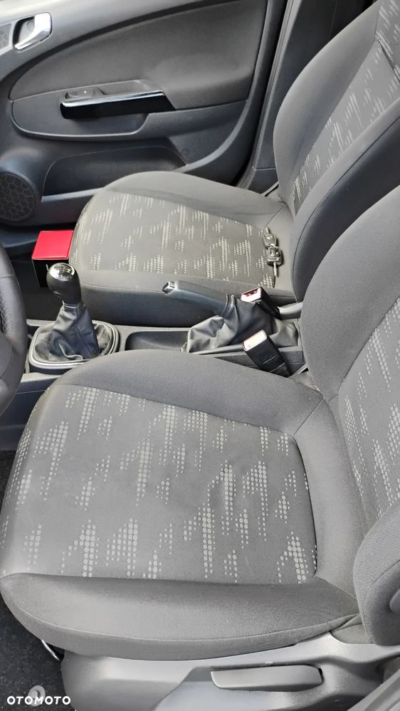 Opel Corsa - 12