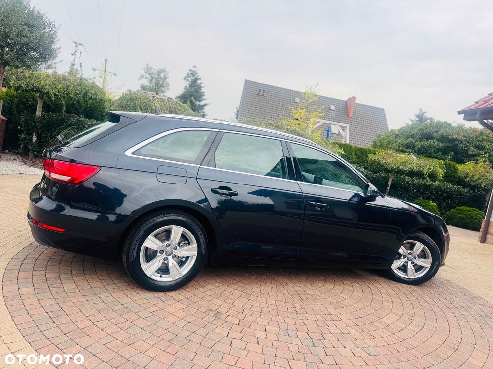 Audi A4 Avant 35 TDI S tronic design - 34