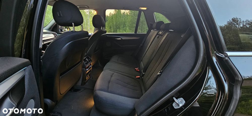 BMW X5 xDrive25d Sport-Aut - 16