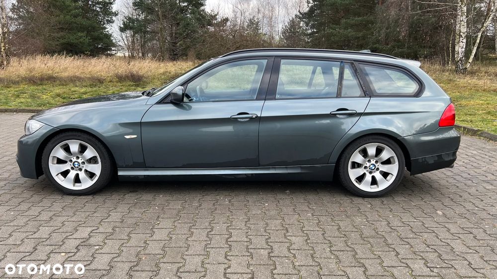 BMW Seria 3 330d DPF - 1