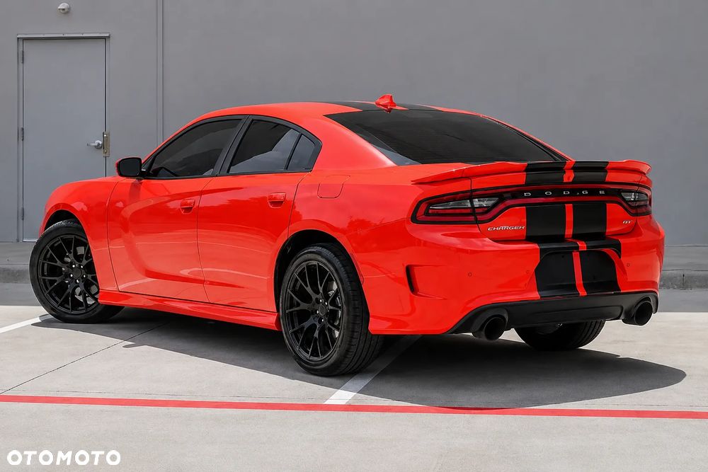 Dodge Charger 3.6 GT - 5