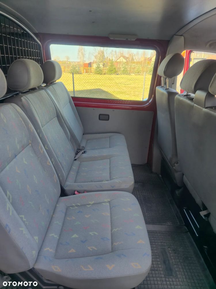 Volkswagen Transporter T5 - 5