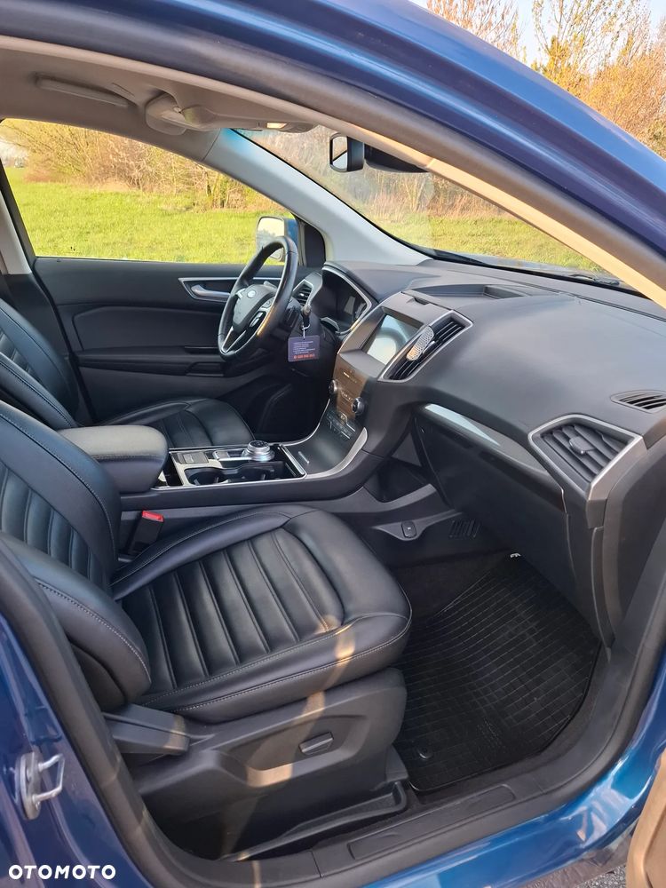 Ford Edge - 2