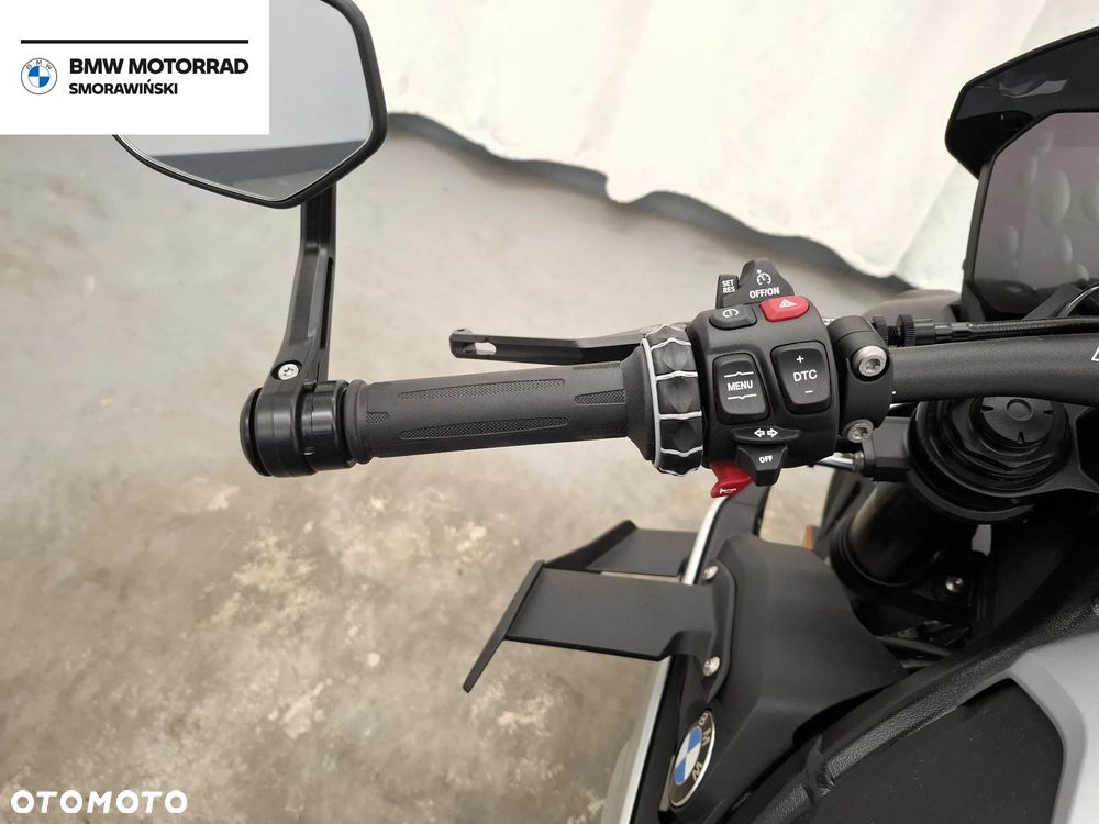 BMW S - 10