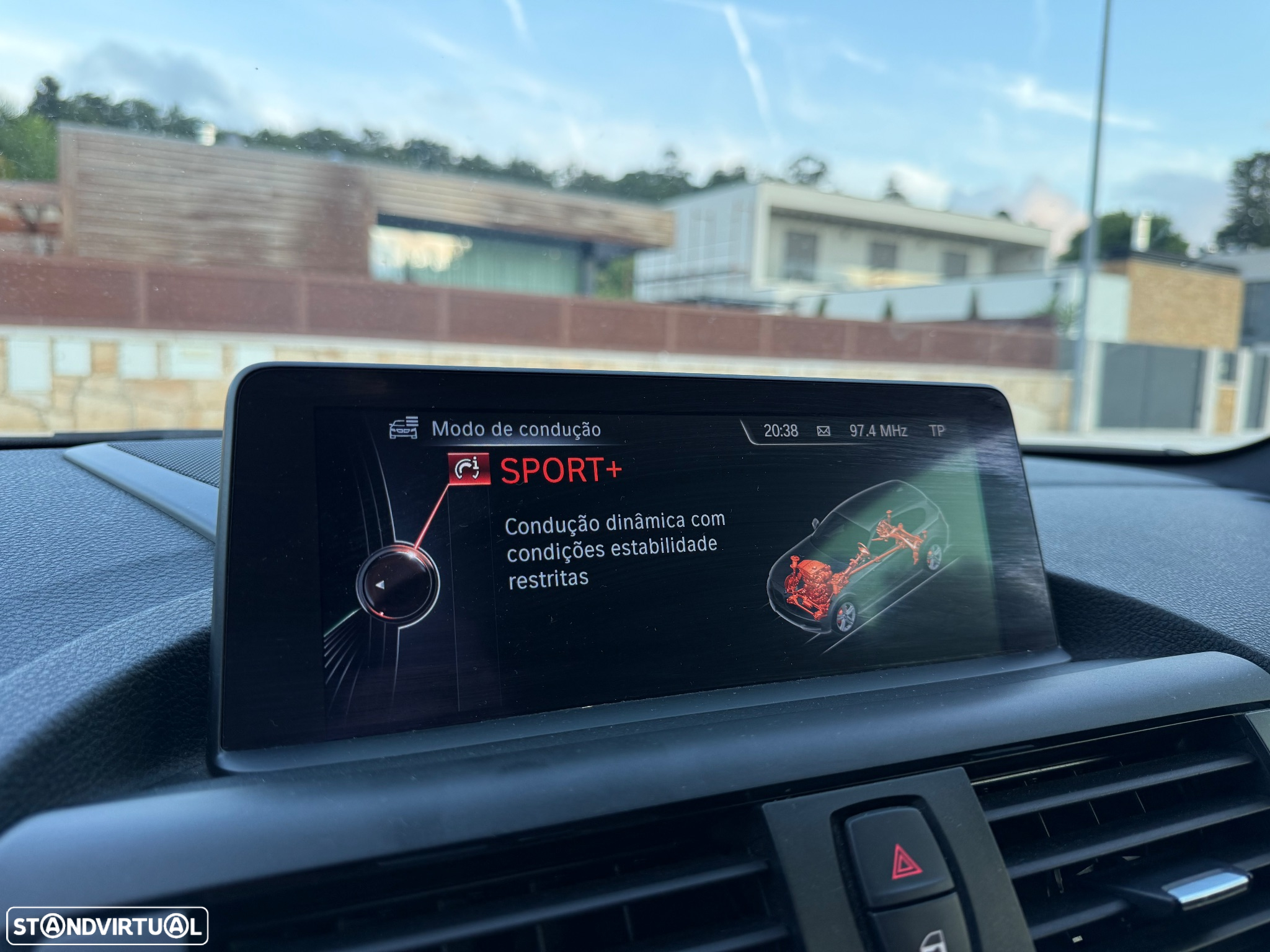 BMW M135i xDrive Sport-Aut. - 29