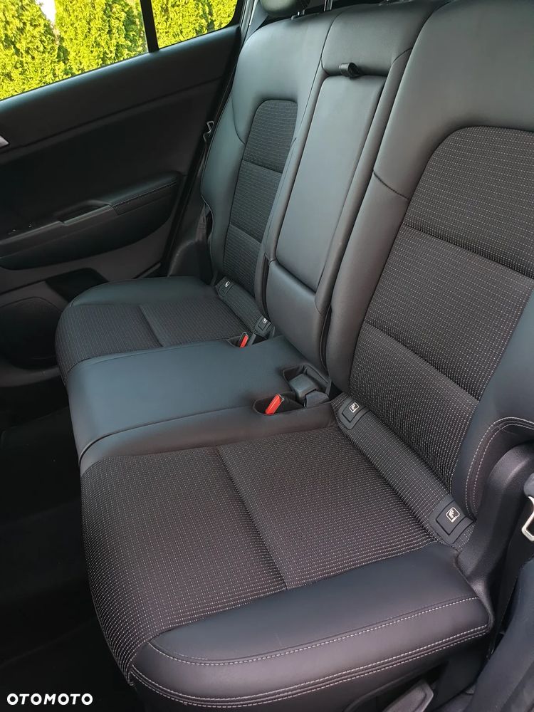 Kia Sportage 1.6 T-GDI Black Edition 2WD DCT - 33