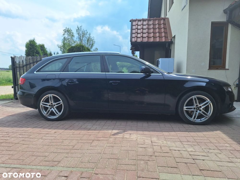 Audi A4 Avant 2.0 TDI DPF Ambition - 6