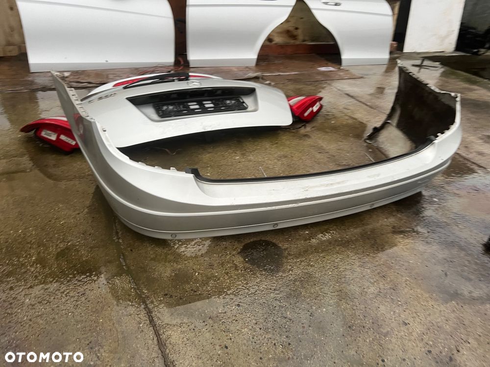 Mercedes w204 przód kompletny maska grill gril lampy lusterko c775 błotnik przedni prawy lewy przód zbiorniczek spryskiwaczy zderzak przedni pdc klapa bagażnika zderzak tył tylni lampa tył tylnią pas przedni kompletny z chłodnicami belka w204 c klasa próg zamek drzwi - 16