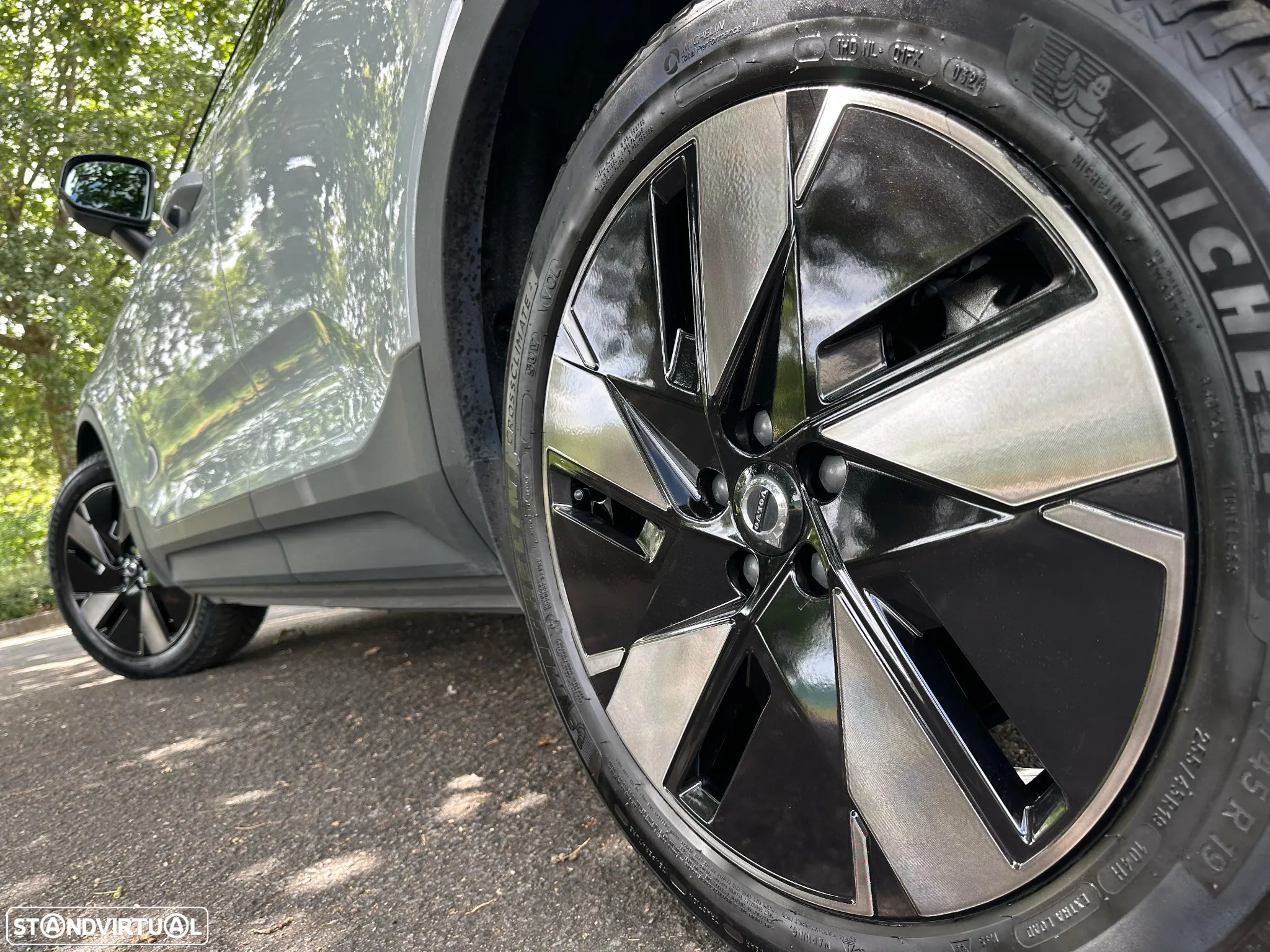 Volvo XC 40 Recharge Extended Range Plus - 7