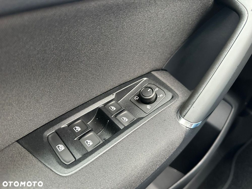 Volkswagen Touran 1.5 TSI EVO Comfortline Plus DSG - 24