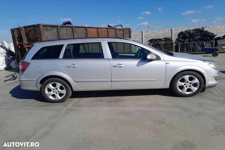 Dezmembrez Opel Astra H [facelift] [2005 - 2015] wagon 1.7 CDTI MT (1 - 4
