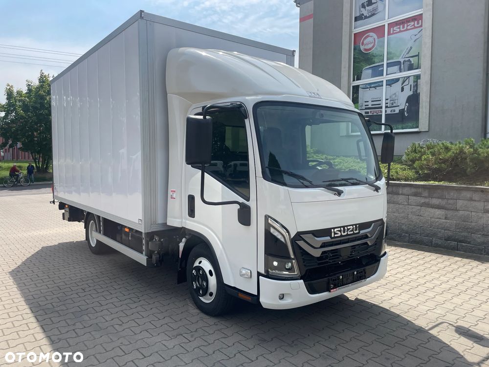 Isuzu M29 MY2025