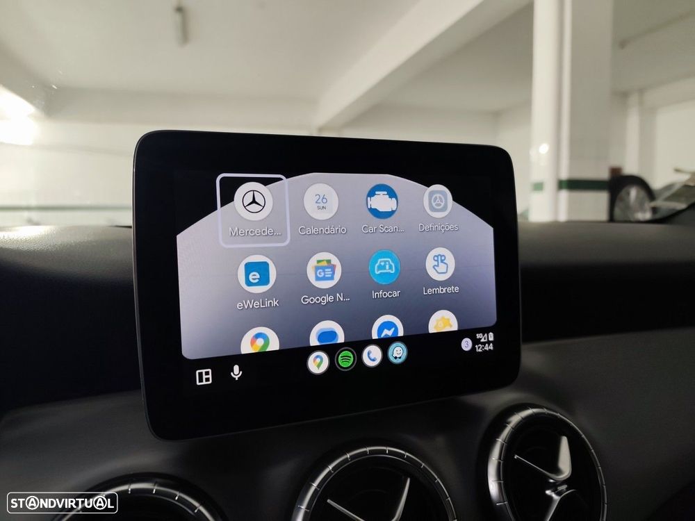 Mercedes-Benz CLA 180 d AMG Line - 22