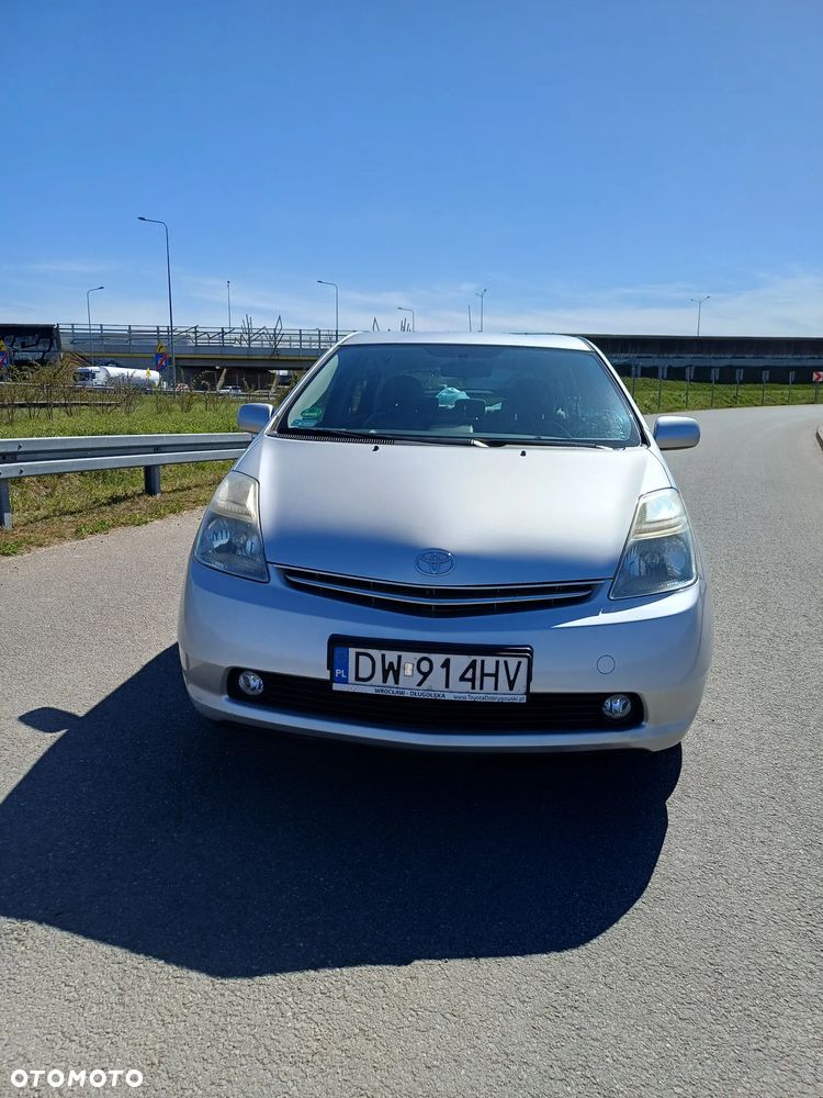 Toyota Prius 1.5 VVT-i Sol (nav) - 2
