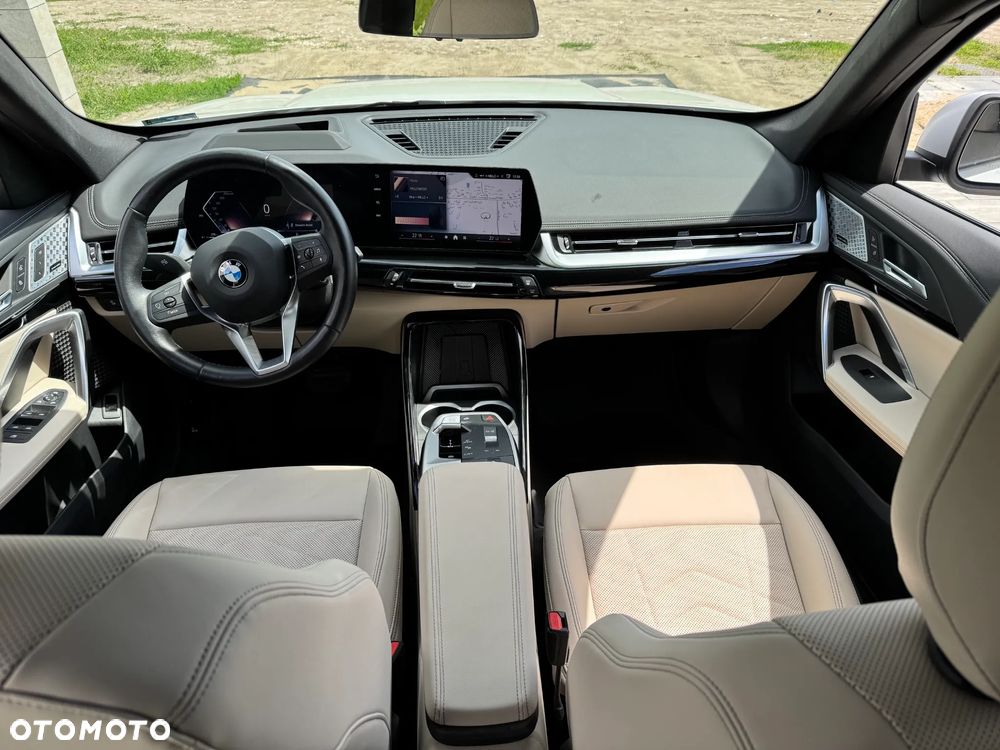BMW X1 - 13