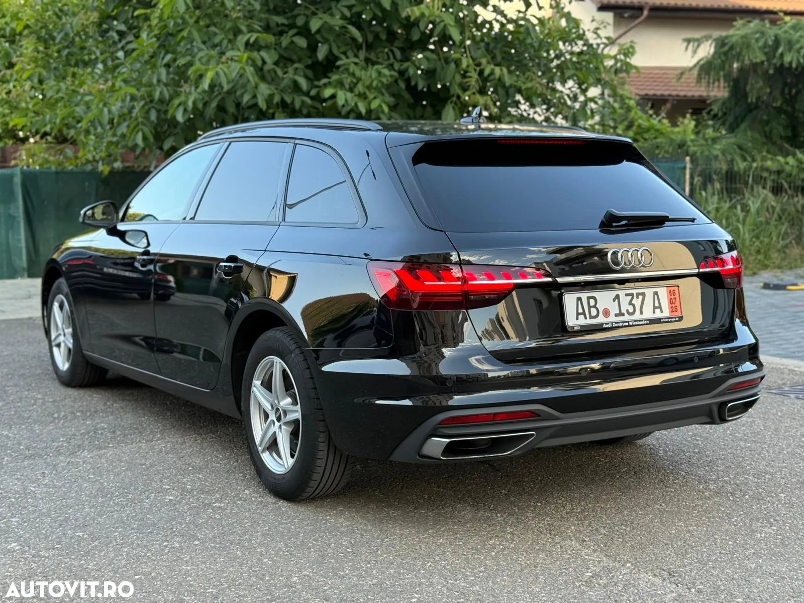 Audi A4 Avant 2.0 35 TDI S tronic MHEV Advanced - 4
