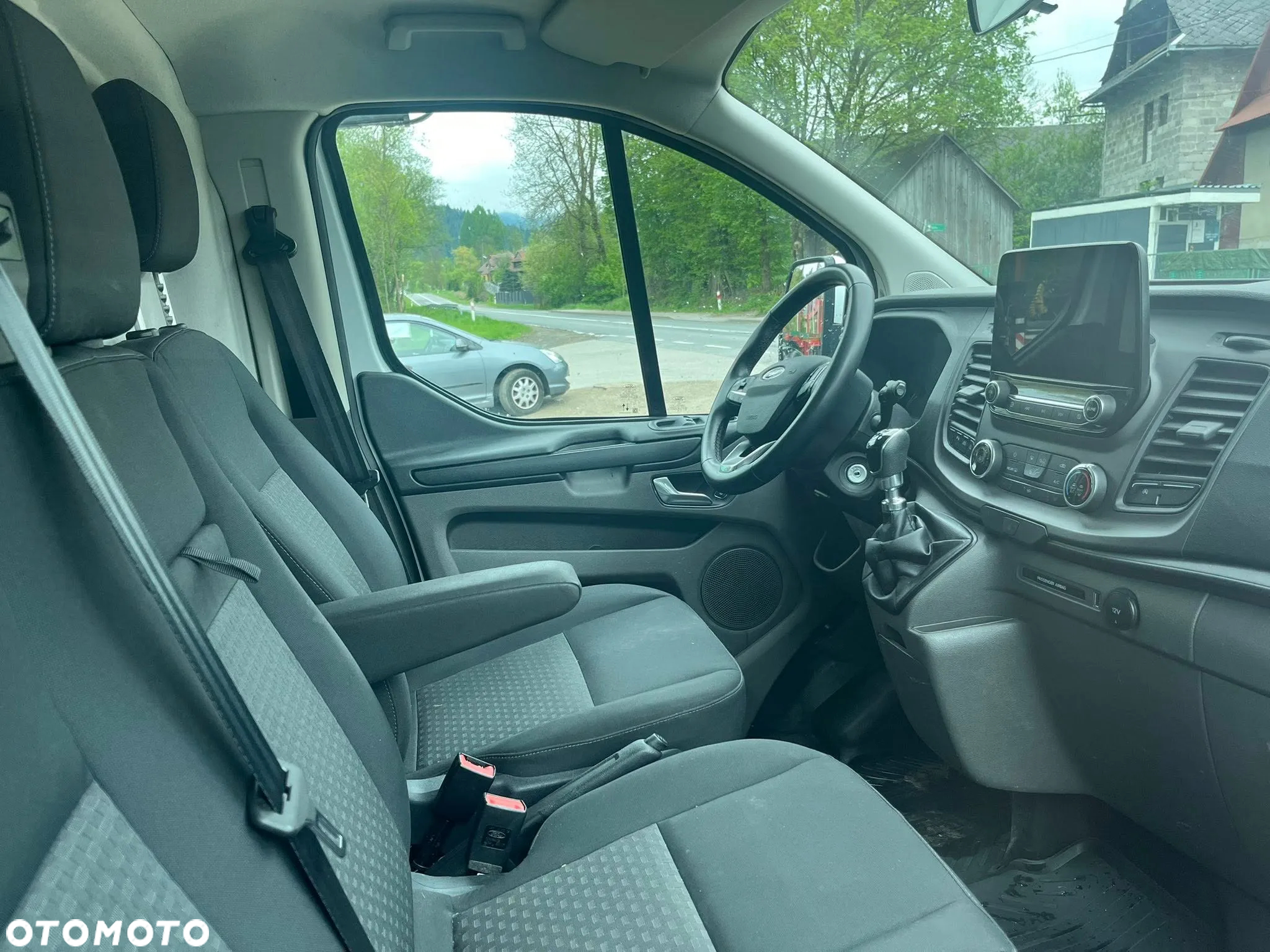 Ford Transit Custom LONG - 13