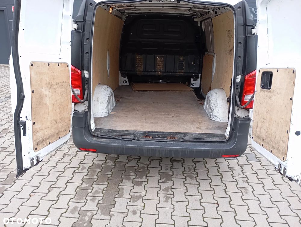 Mercedes-Benz VITO - 10