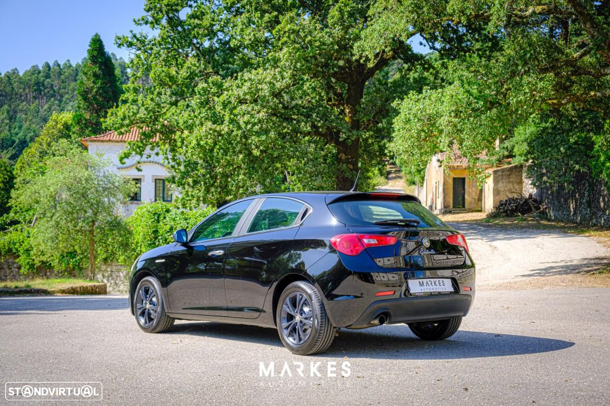 Alfa Romeo Giulietta 1.6 JTDm Distinctive - 3