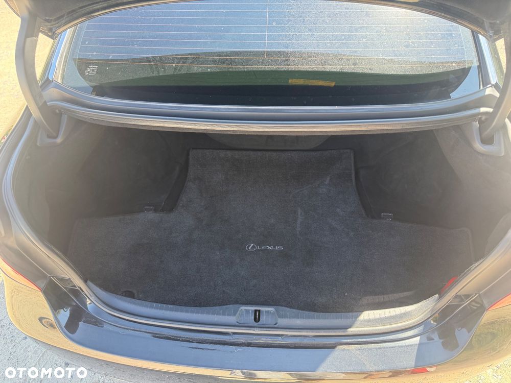 Lexus LS 460 Superior - 32