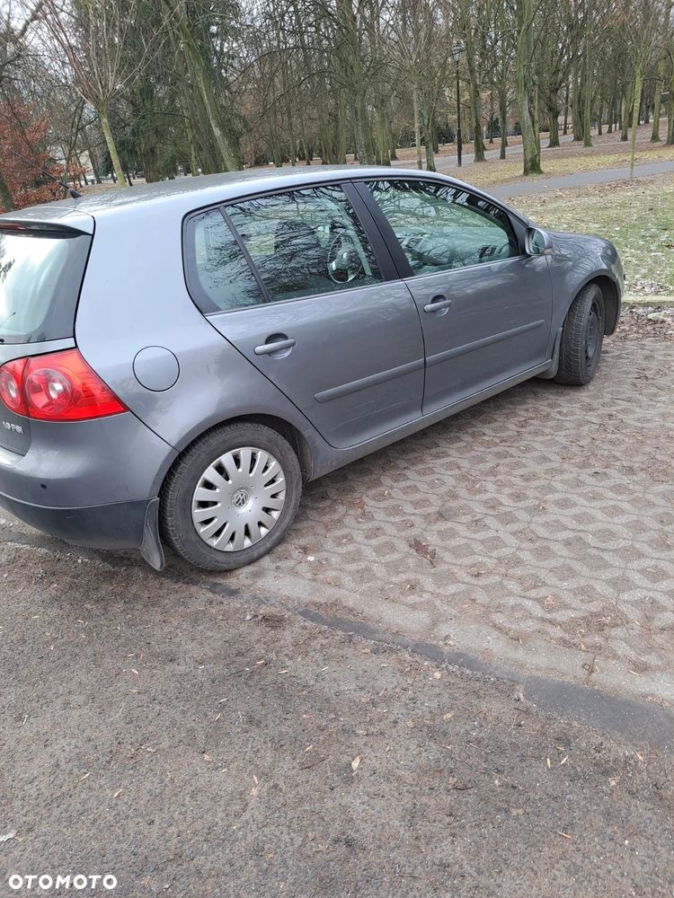 Volkswagen Golf - 3
