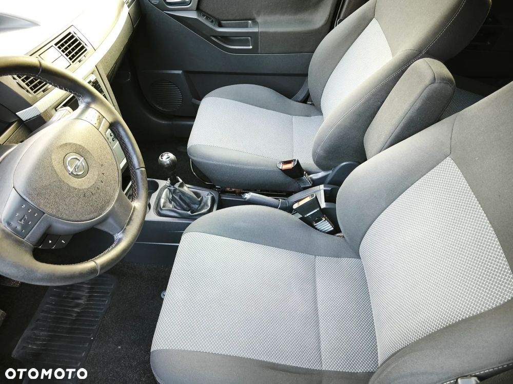 Opel Meriva 1.6 16V Cosmo - 12