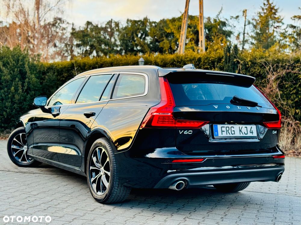 Volvo V60 D4 Geartronic Momentum Pro - 5