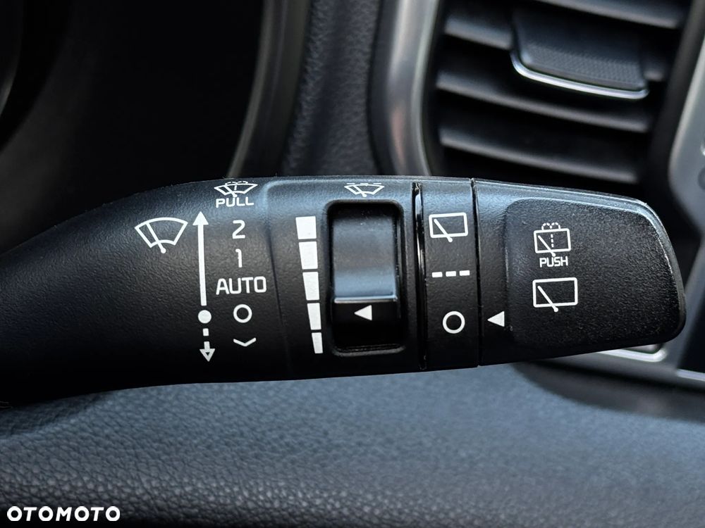 Kia Sportage 2,0 CRDI AWD GT Line - 29
