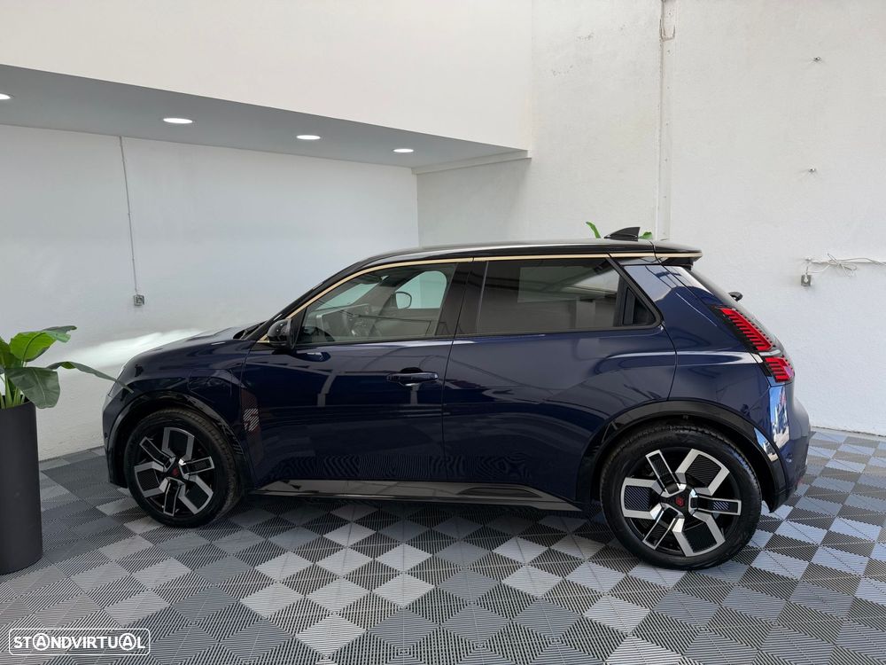 Renault 5 E-Tech 52 kWh Iconic Cinq Autonomia Conforto - 4