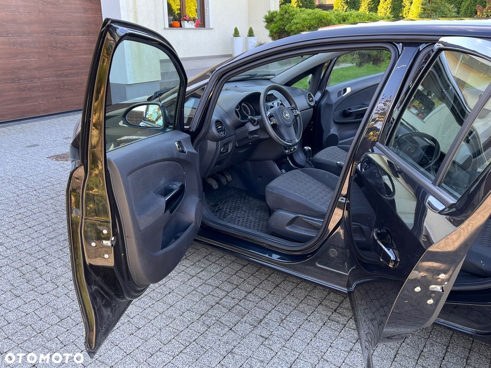 Opel Corsa - 30