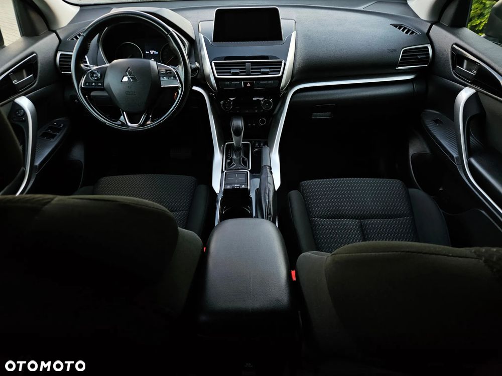 Mitsubishi Eclipse Cross 1.5 T-MIVEC (ClearTec) CVT 2WD Active - 24