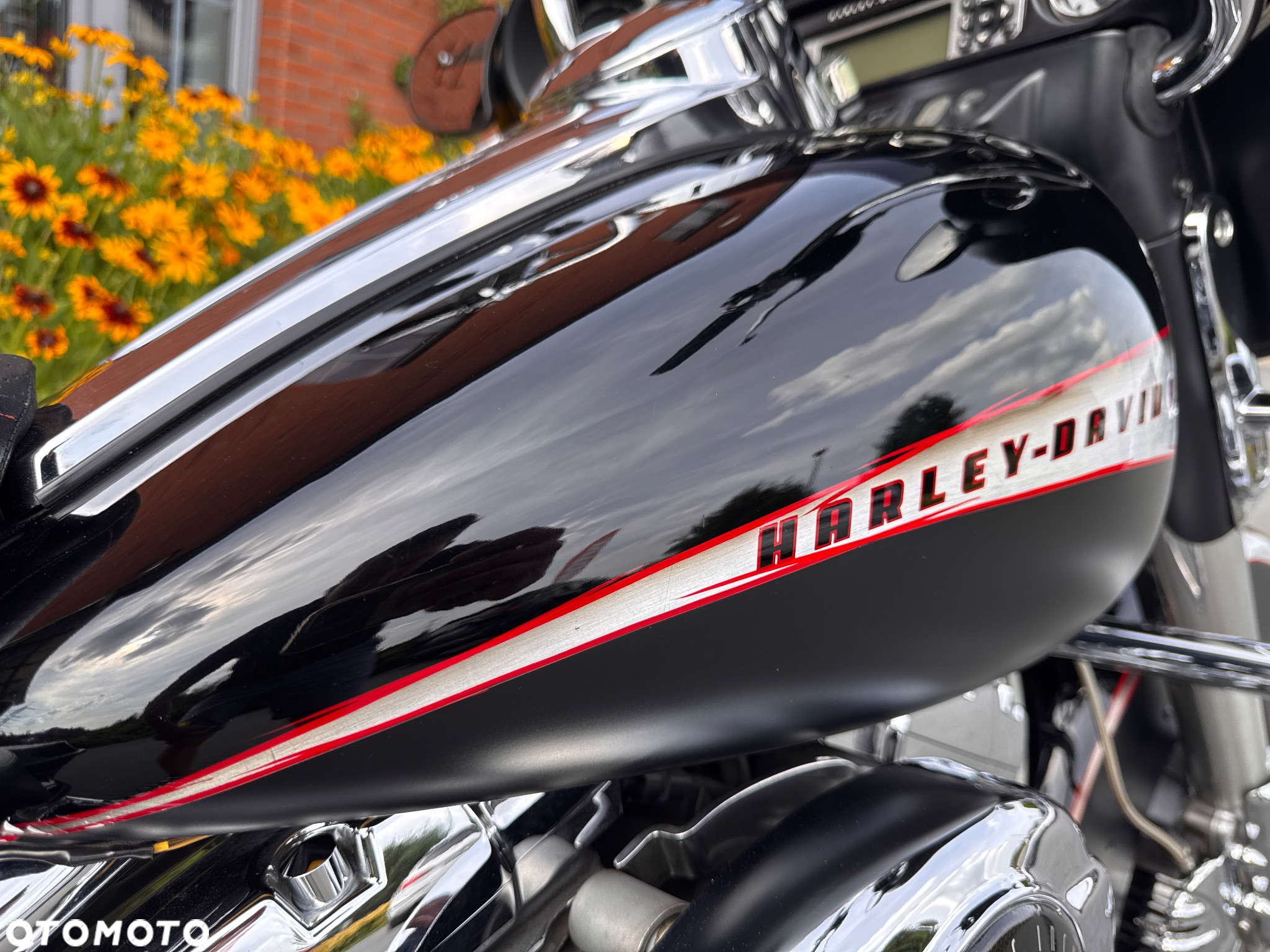 Harley-Davidson Touring Street Glide - 24