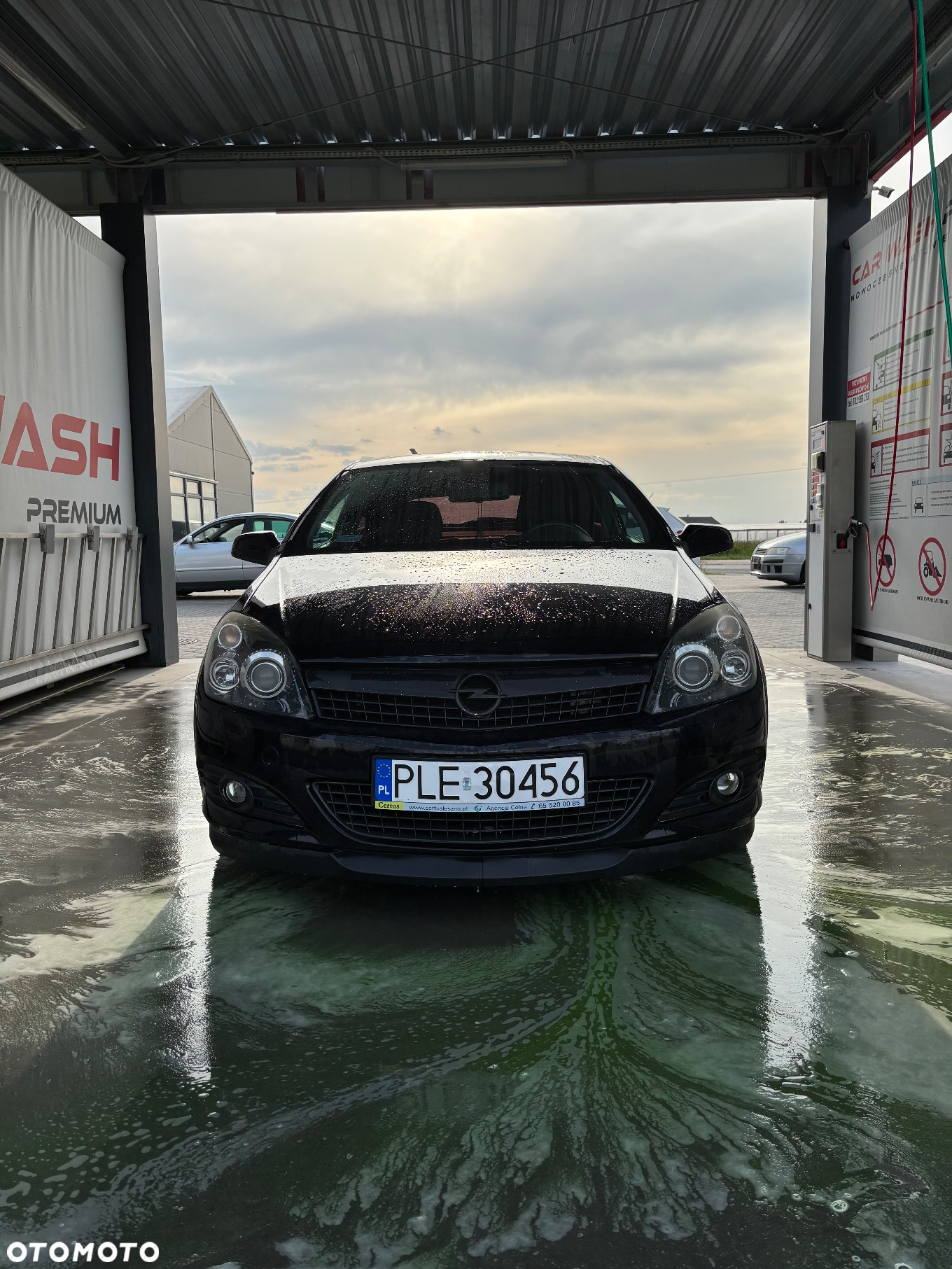 Opel Astra III GTC 1.8 Sport - 10
